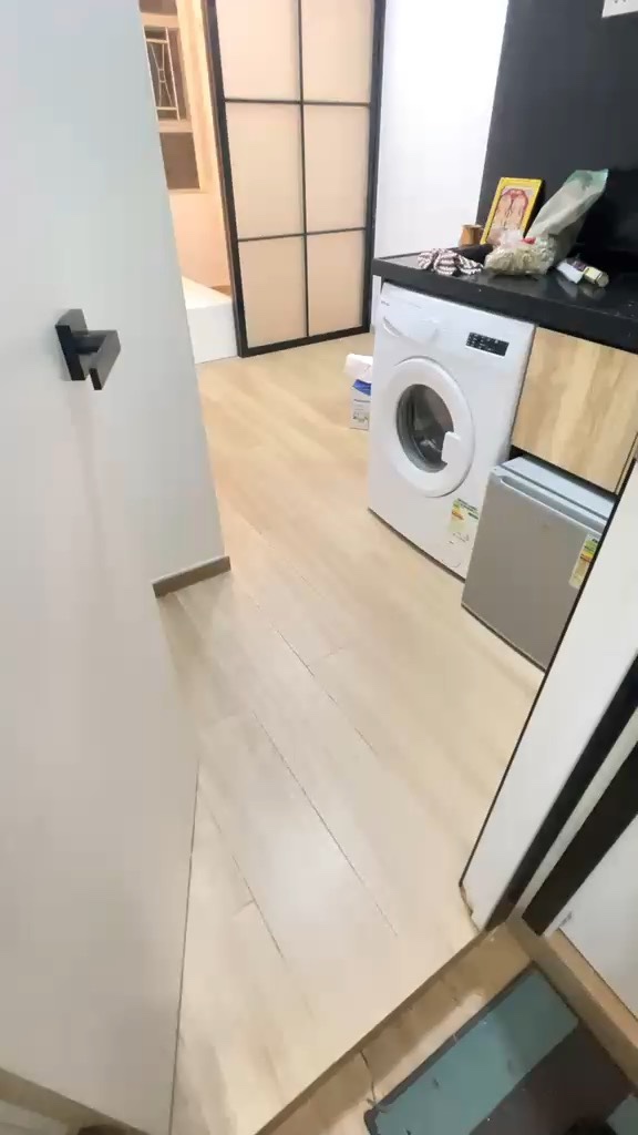 唐4樓無電梯，一房一廳，兩裝修，有部分傢私電器，拎包入住，歡迎約睇