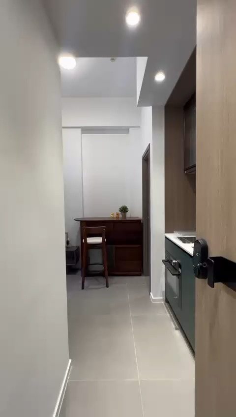 筍盤,近大型商場,有匙即睇,冬暖夏涼,光猛開揚,