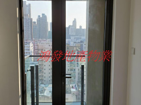 近港鐵,有露台,洋樓,24小時出入,連租約售,