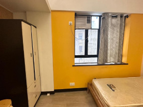 開放式，雅緻裝修，家具電器齊備，拎包入住，黄金地段，生活出行便利，美食購物一應俱全