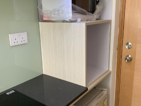 開間,有部分家私電器,有窗,獨立衛浴,黃金地段,歡迎約睇