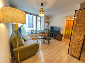 Big size 2 room for sell, nearby SOHO and central!