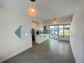 Newly renovated 2-bed 2-bath apartment around caine road with clubhoue