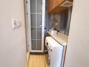 有露台,開放式雅裝 , 間隔企理乾淨 , 民生區 , 旺中帶靜 , 美食林立 , 約三分鐘到地鐵站。