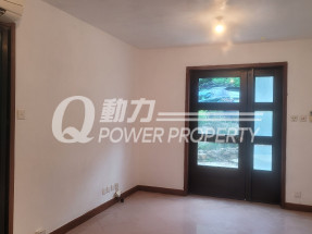 檳榔灣位於清水灣