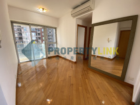 Well presented apartment in a decent location of Sheung Wan to sale