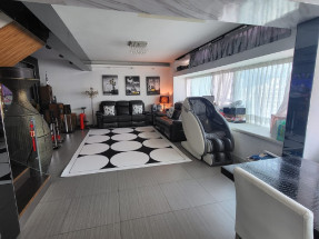 內置復式 罕有放盤