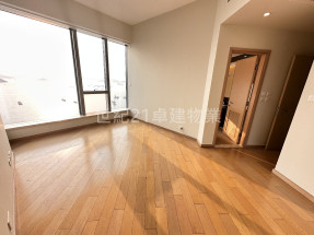 近大型商場,豪宅精選,連租約售,洗衣機,抽油煙機,微波爐,儲物櫃,有會所,