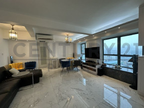 奢華特大一房套 飽覽球場海景