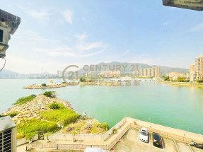 《世紀21 - 超熟業主獨家鎖匙》【企理三房！全海景連車位！】連有蓋車位！