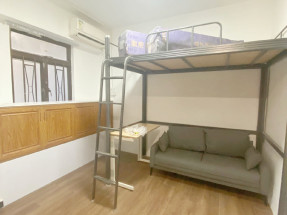 大開間，基本傢私電器齊全，拎包入住，裝修舒適，即打9035 8312約睇