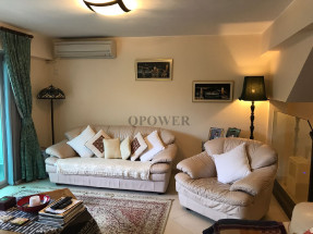 最筍全幢，近大路士多 Whole Block, Near Main Road