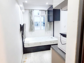 開間,有部分傢私電器,拎包入住,有窗光猛,黃金地段,歡迎90358312約睇