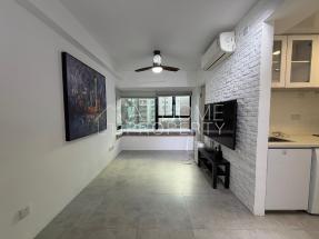 Nice deco, practical layout, convenient location