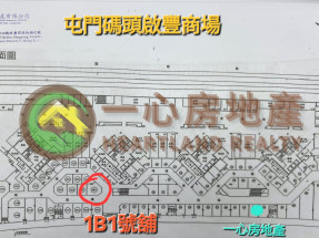 特大櫥窗 電梯口