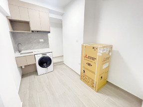 一房一廳,光猛有窗,基本傢私家電,雅緻裝修,拎包入住,黃金地段,交通生活便利