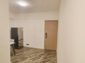 三房格局,平地電梯,靚裝修多窗間隔舒適,黃金地段,歡迎約睇