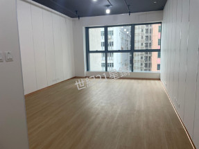 灣仔核心全新商廈, 全新裝修, 獨立冷氣,光猛,高層。