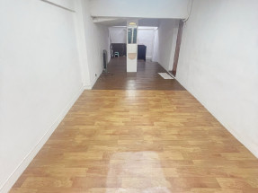 閣樓,有獨立衛浴,有窗光猛通風,間隔實用,旺市區內,歡迎約睇