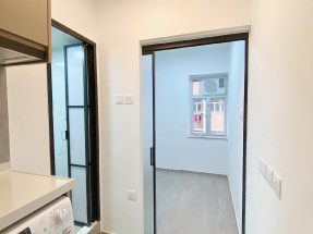 一房一廳，靚裝修有窗，有空調，獨立幹濕廁，旺市區，歡迎約睇