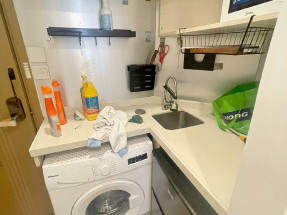 新裝修，環境舒適，間隔企理，有窗光猛通風，旺市區，歡迎約睇