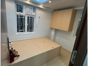 唐樓 開間，裝修舒適，有床有冷氣，有窗，獨立乾濕衛浴，旺市區，歡迎約睇