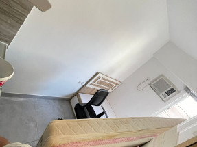 開間，有部分傢私電器，有窗，獨立衛浴，環境舒適，黃金地段，歡迎約睇