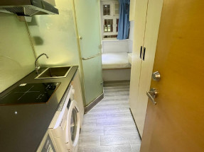 基本家私電器齊，拎包入住，間隔實用，黃金地段，歡迎約睇