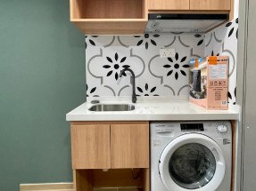 一房一廳，有基本傢私電器，有保安，有大閘，電梯，歡迎約睇