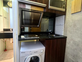 開放式 有部分傢私電器，獨立衛浴，黃金地段，歡迎約睇