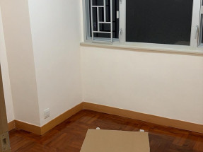 靚裝三房一廁 中層有匙