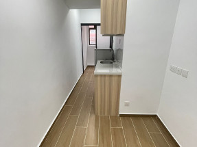 兩房一廳,有電梯大閘保安,天井窗,獨立衛浴,裝修舒適,歡迎約睇