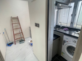 一房一廳間隔，有梗廁，有部分傢私電器，歡迎約睇