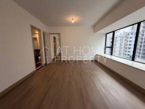 New flooring, convenient location, pet-friendly