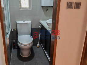 兩房有裝修 鄰近市中心