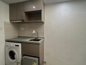 一房一廳，天井窗，包洗衣機，雪櫃，wifi，有24小時cctv及管理員，有電梯，歡迎約睇