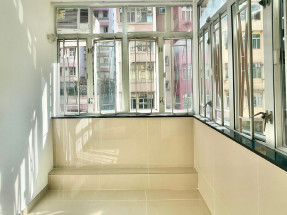 唐4樓 開放式間隔，精緻裝修，有大閘，乾濕分離獨立衛浴，旺市區內，歡迎約睇