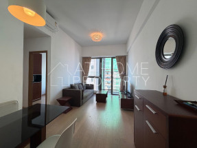 Fully furnished, high floor, bright and airy, few steps to MTR station