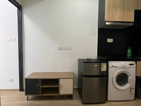 恆隆大廈,一房一廳單位,裝修舒適,有獨立衛浴,有電梯,歡迎約睇