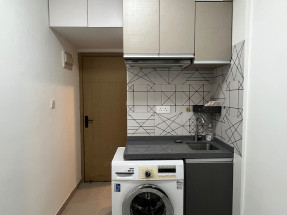 靚裝一房間隔,設備新淨,住宅區,交通方便。