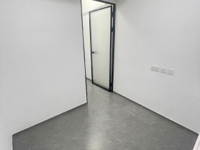 兩房一廳，有電梯，裝修雅致，旺市區內，歡迎約睇