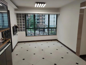 Convenient location, practical layout