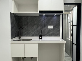 一房一廳，有部分家私電器，包wifi，佐敦地鐵站1分鐘就到