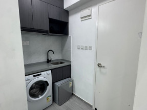 套房,有部分傢私電器,有電梯,歡迎約睇