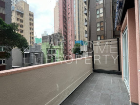 Terrace, open plan studio, convenient location