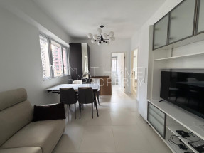 Bright and airy, furnished, convenient location