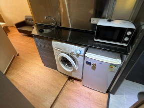 有基本傢私電器,拎包入住,單獨乾濕衛浴,黃金地段,歡迎約睇