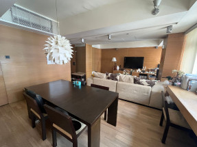 上環罕有大單位