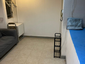 可賣，售價438萬，兩房一廳向街 多窗開楊 有基本傢私電器，旺市區內，歡迎約睇