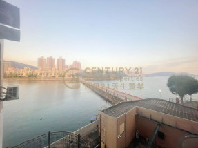 《世紀21- 靚裝三房兩廁》宏觀遊艇會全海景!落地玻璃設計!歡迎參觀!!